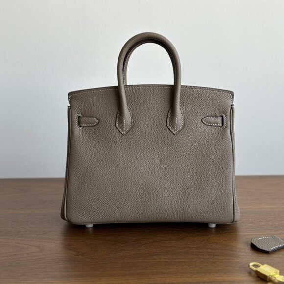 Genuine Leather Taupe wirkin bag 25cm - Picture 3 of 12